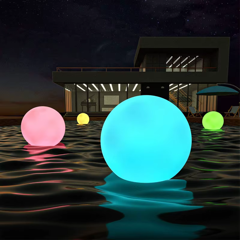 Boule flottante solaire lumière piscine