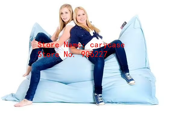 Pouf flottant surdimensionné de luxe