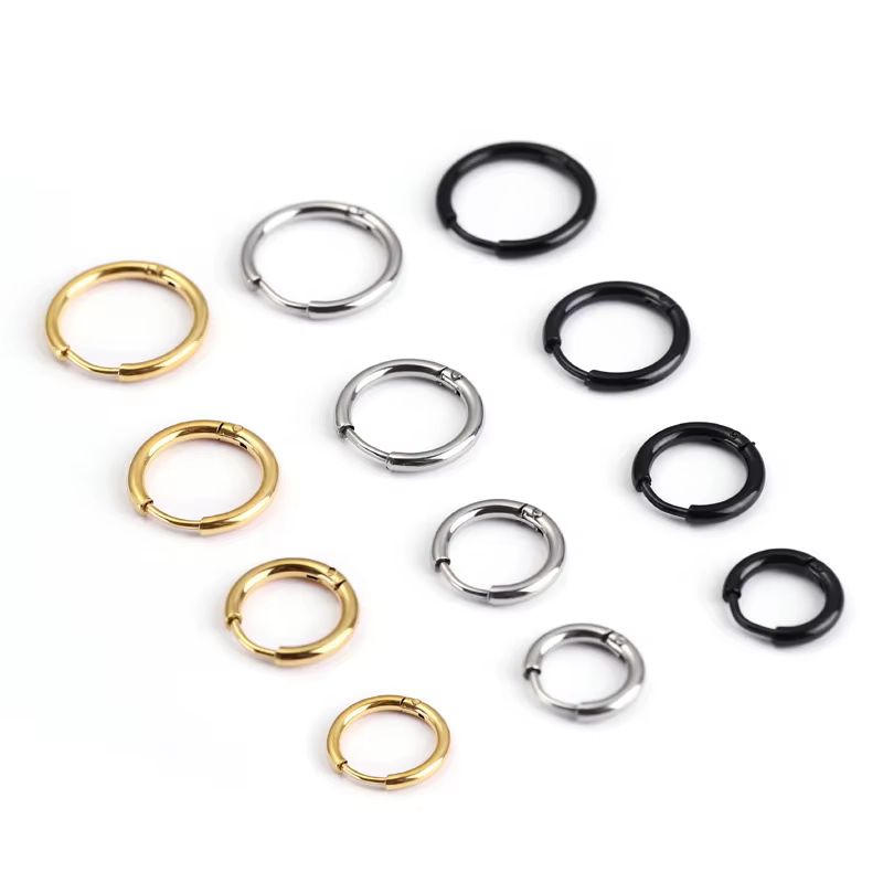 1 Paire de Boucles d'Oreilles Simples et Fines en Acier Inoxydable pour Femme/Homme, Petits Cercles Anti-allergiques pour Cartilage et Tragus