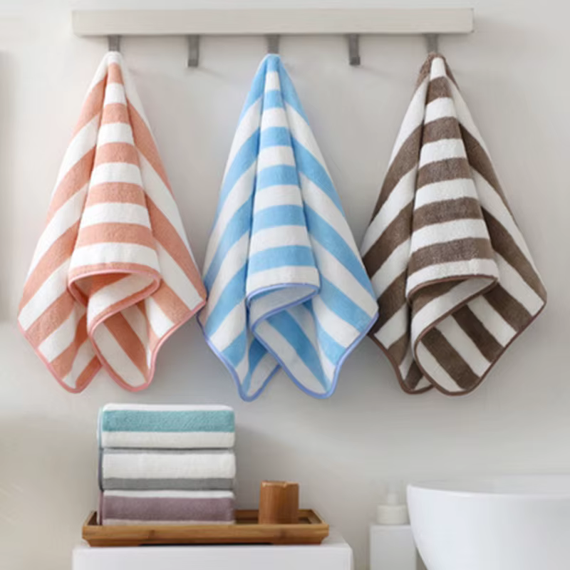Serviette de bain en flanelle pour piscine et salle de bain
