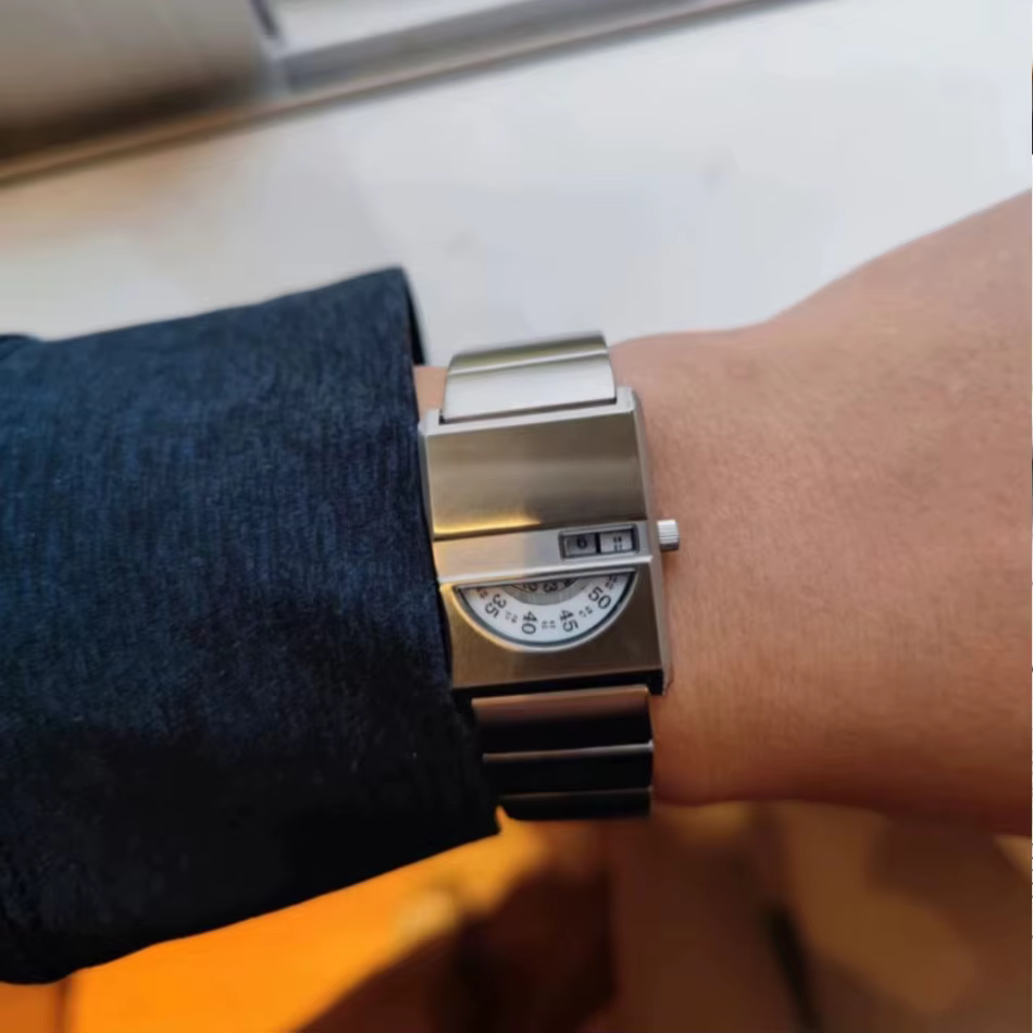 Montres-bracelets pour hommes, montre carrée, bracelet en acier inoxydable, or, nouvelle tendance, montre à quartz élégante pour hommes