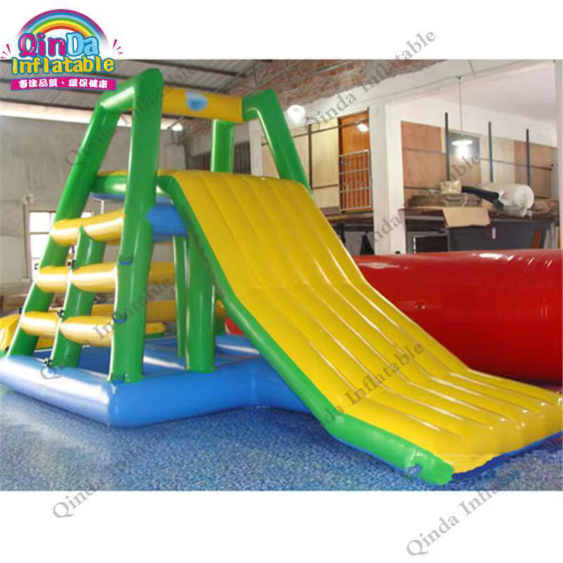 Glissière d'eau gonflable de flotteur de piscine faite sur commande