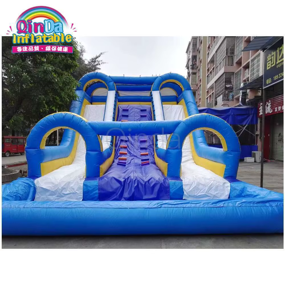 Piscine gonflable de glissière d'eau de taille géante d'équipement d'attractions populaire régulier à vendre