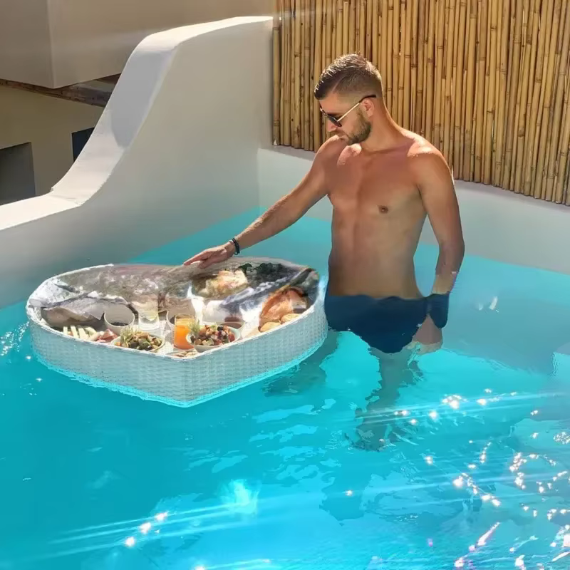 Plateau de petit déjeuner flottant pour piscine