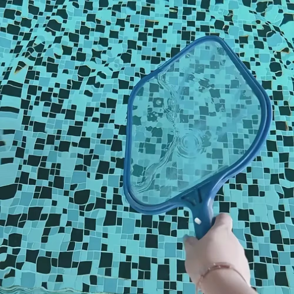 Épuisette de piscine légère à mailles fines