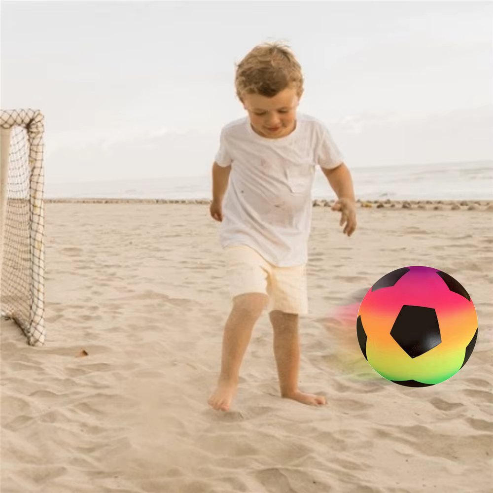 Ballons de jeu aquatiques gonflables en PVC pour l'été, la piscine, les fêtes de jardin, le football de plage et les jeux de football arc-en-ciel