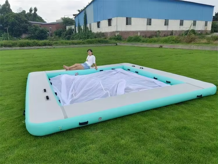 Flotteur d'eau gonflable pour loisirs et piscine de yacht