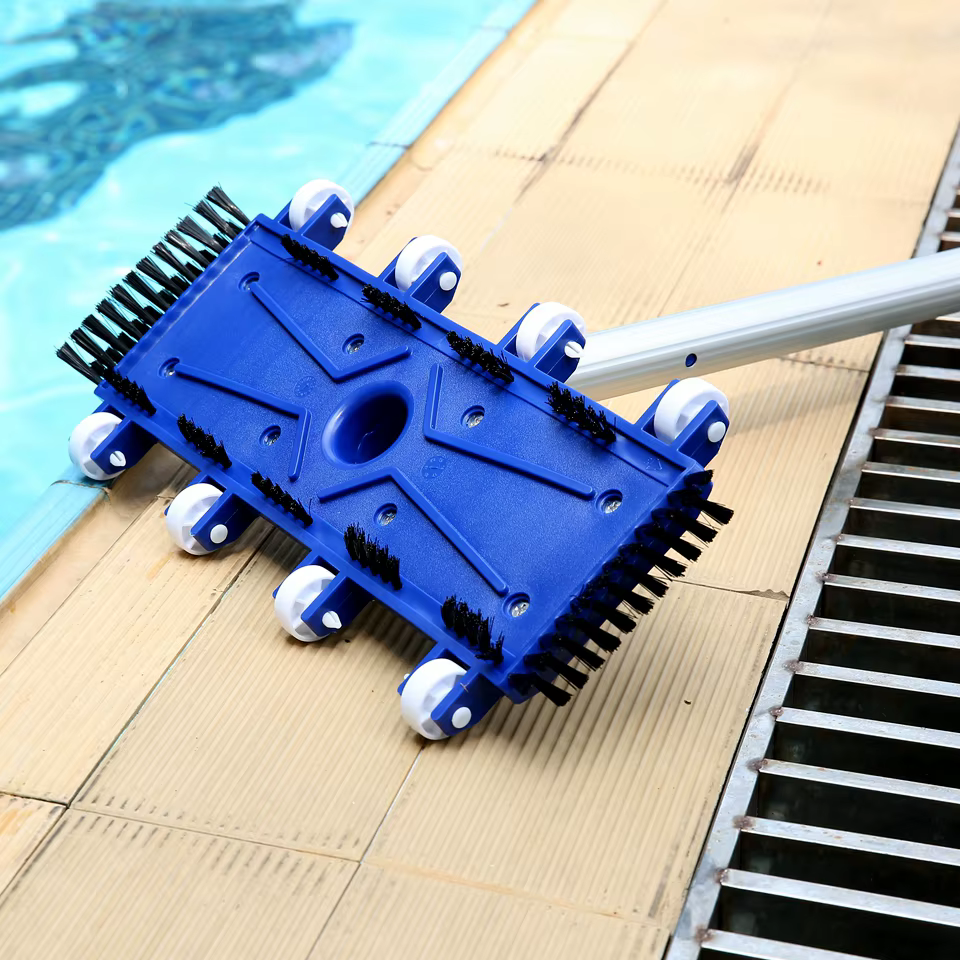 Tête d'aspirateur de piscine de 14 pouces avec brosse et roue d'aspiration-accessoires pour outils de nettoyage