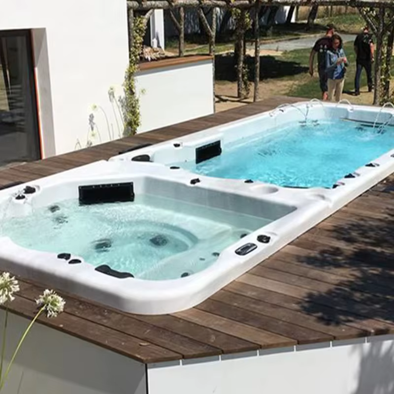 Spa de nage autoportant personnalisable pour cour d'hôtel avec coque entièrement en fibre de verre