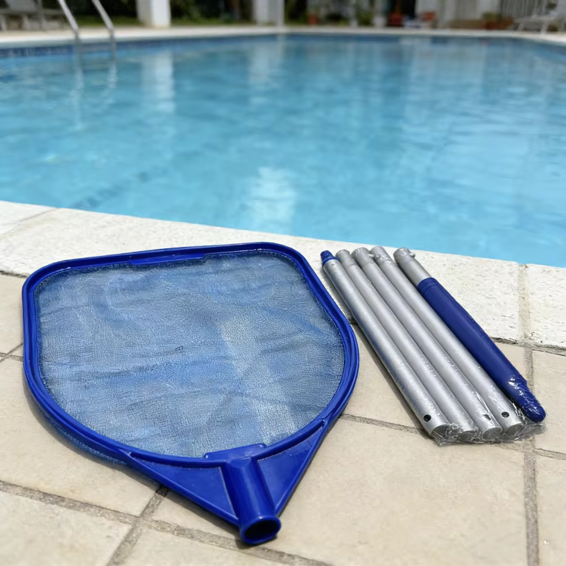 Nettoyeur de piscine portable à main