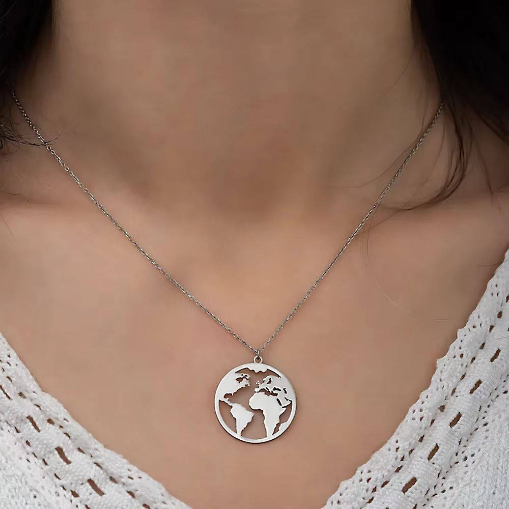 Collier en acier inoxydable avec pendentif carte du monde, breloque Globe, bijoux Boho pour femmes, tour de terre Wanderlust, cadeaux de voyage