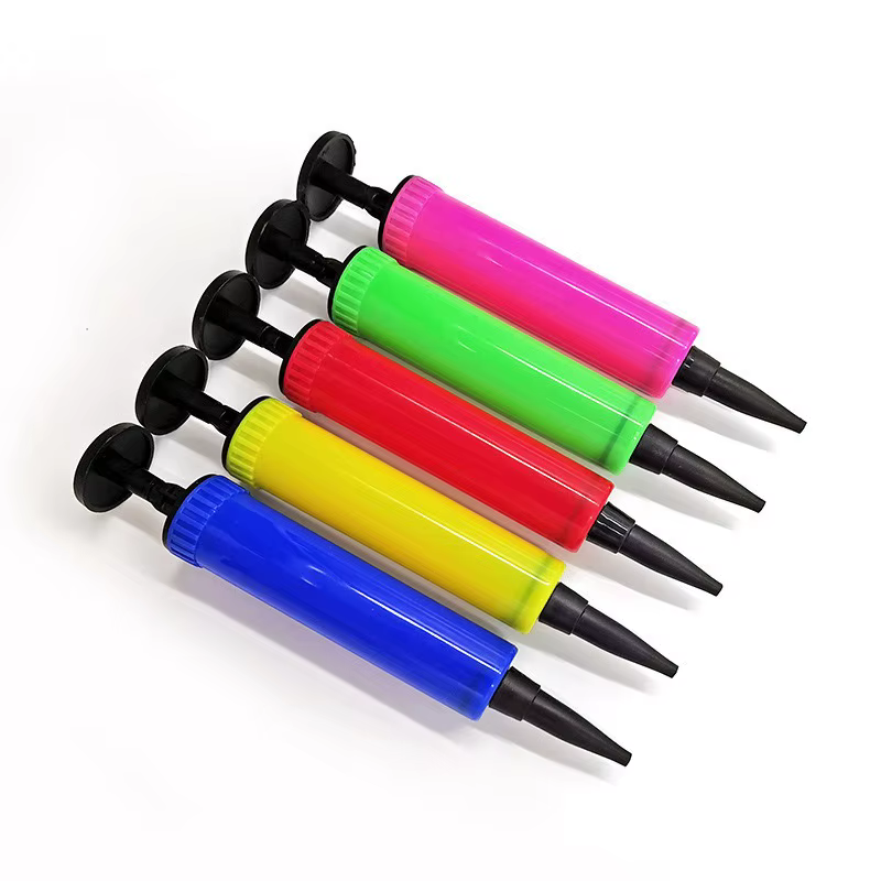 1pc Portable Mini main pousser gonfleur Yoga balle outil de Fitness pompe à Air Pp inoffensif médecine balle sport natation anneau ballon pompe