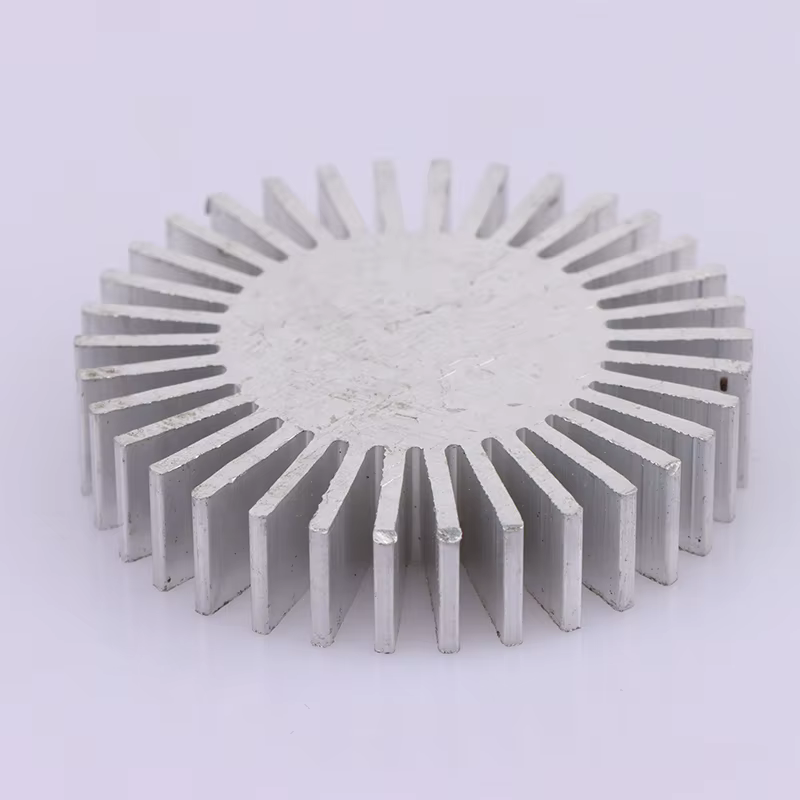 Radiateur populaire en alliage d'aluminium COB, diamètre 50 mm, 3~7 W, dissipateur thermique LED haute puissance, radiateur solide en forme de tournesol, rond