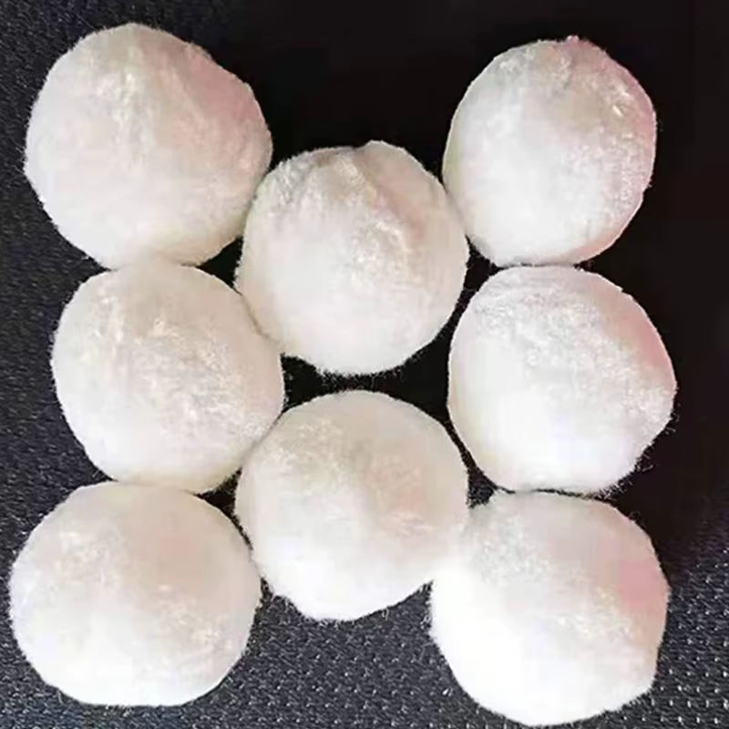 Boules de nettoyage pour piscine
