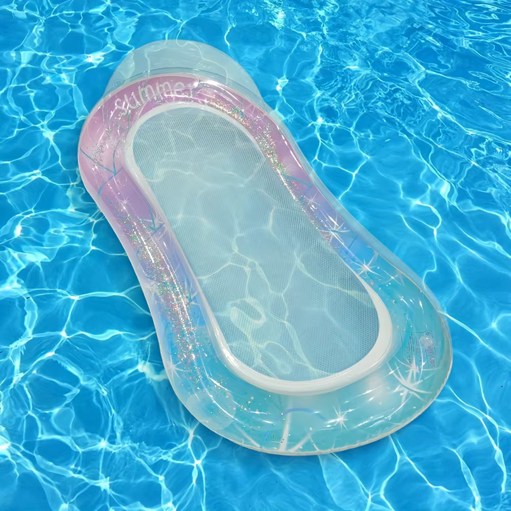 Chaise longue de piscine