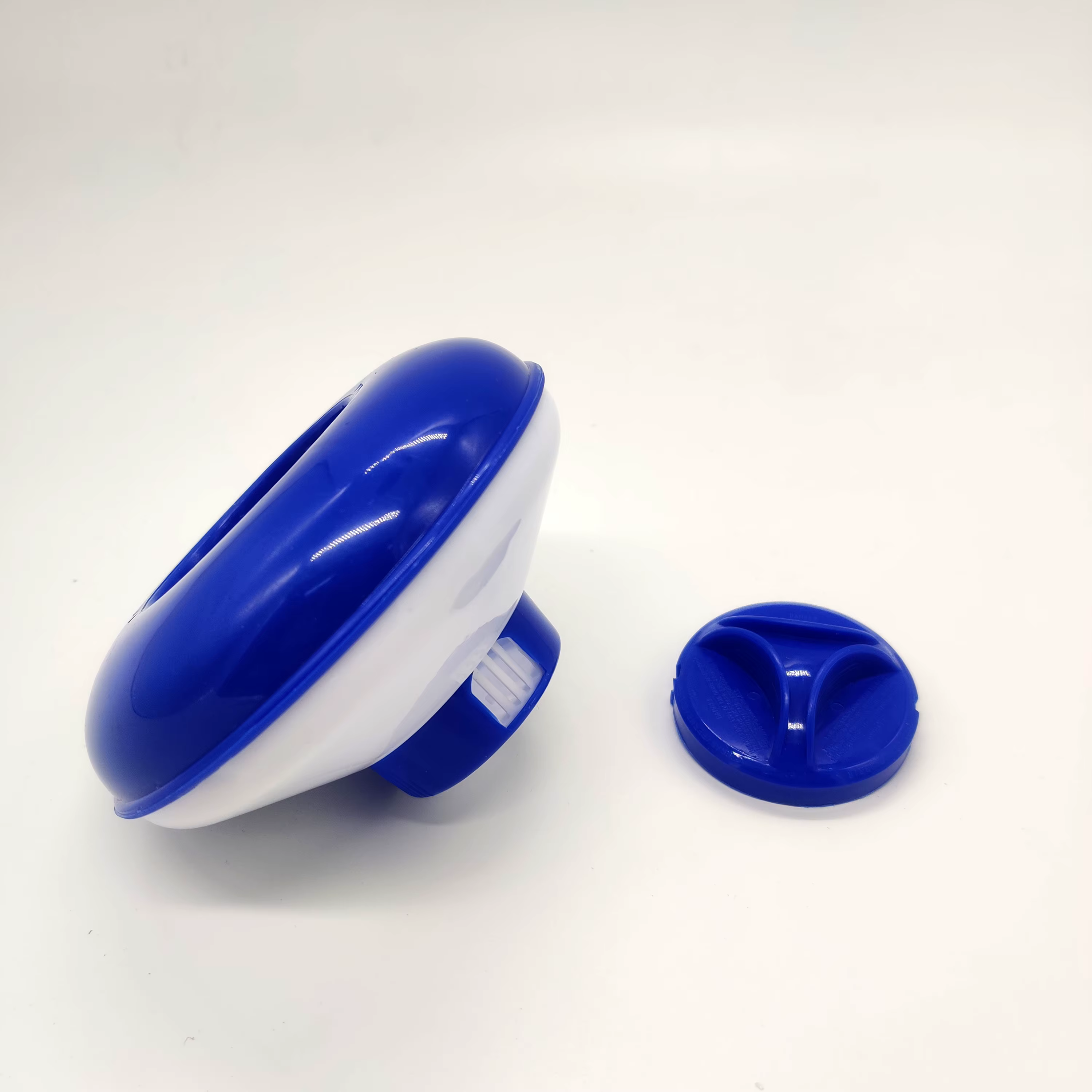 Dispositif de dosage automatique de désinfection flottant télescopique de 5 pouces pour piscine et spa