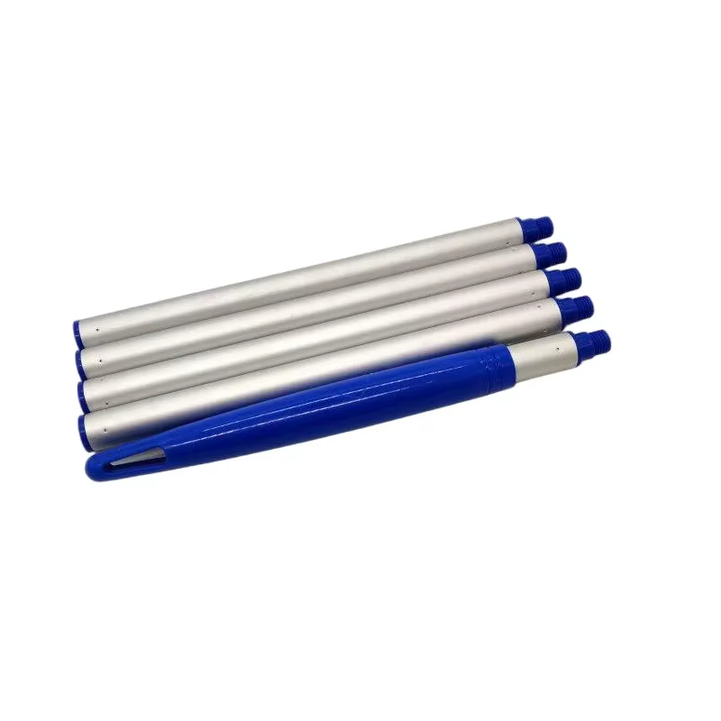 Filet d'écumoire de piscine avec 5 sections de poteaux en aluminium de 64 pouces