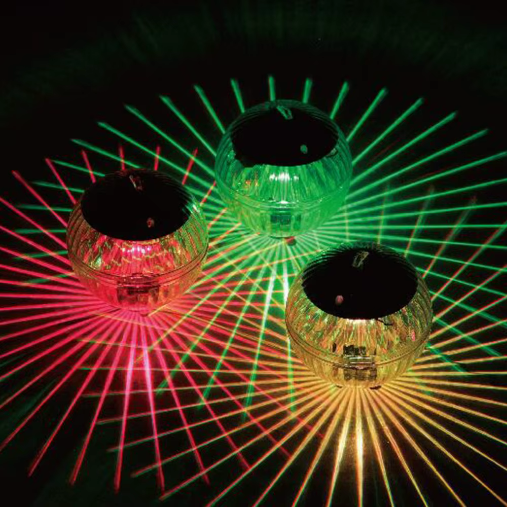 Lampe solaire flottante pour piscine