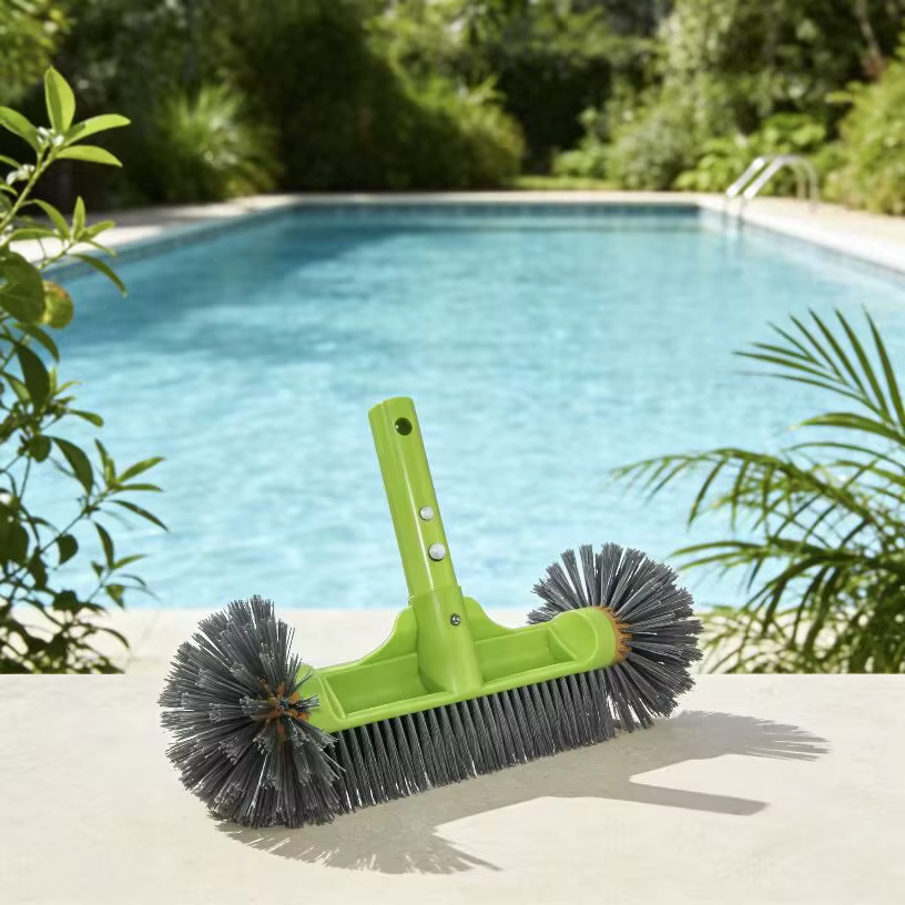 Tête de brosse pour piscine avec extrémités rondes