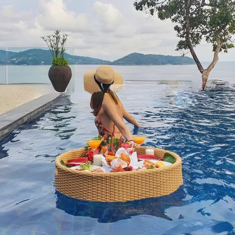 Plateau de petit déjeuner flottant pour piscine