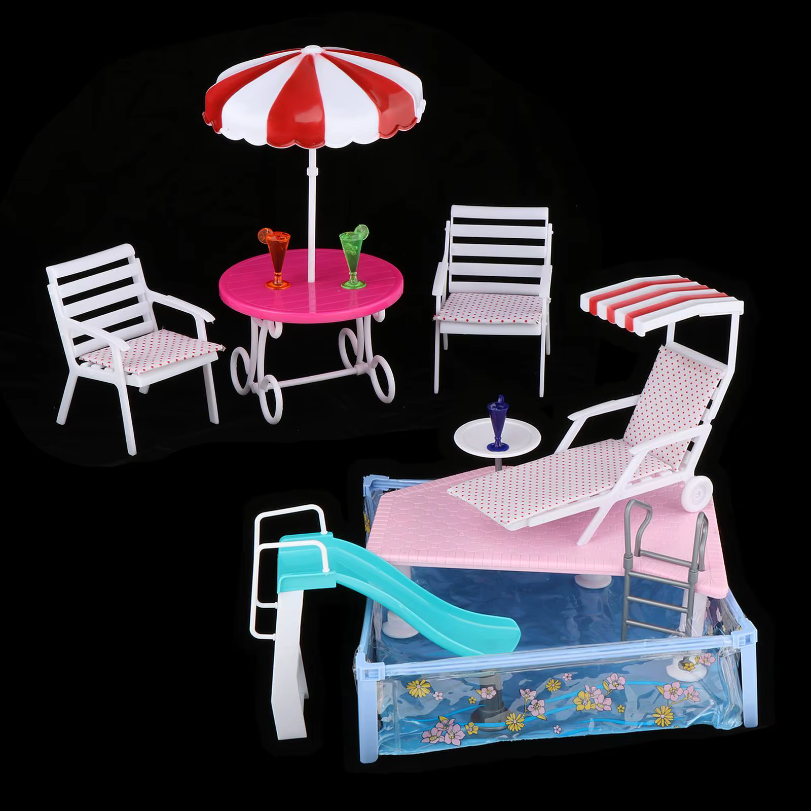 Ensemble de jeux de piscine avec toboggan