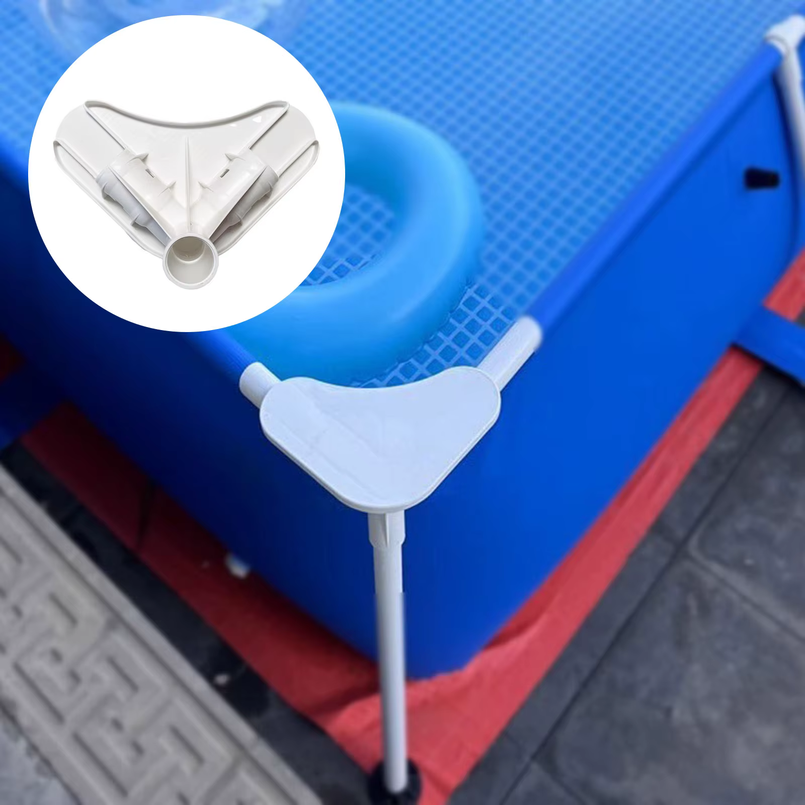 Support d'angle compact pour piscine