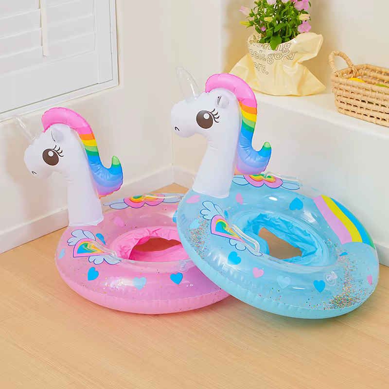 Bouée gonflable licorne pour piscine ﻿ Accessoire de piscine