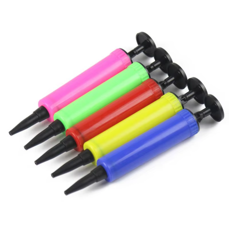 1pc Portable Mini main pousser gonfleur Yoga balle outil de Fitness pompe à Air Pp inoffensif médecine balle sport natation anneau ballon pompe