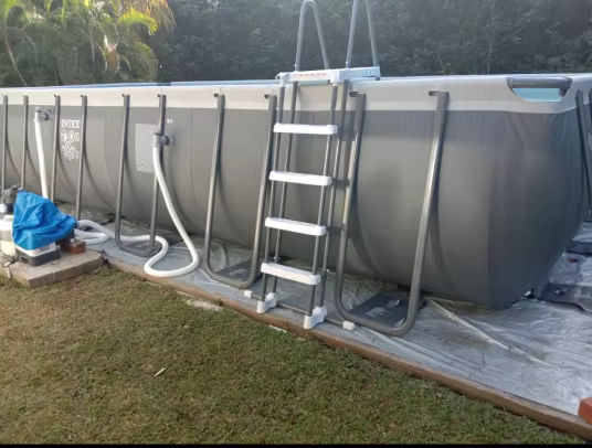 Piscine hors sol avec structure en acier, 7,32x3,66x1,32m, piscine rectangulaire en PVC durable avec structure métallique, piscine extérieure pour la famille