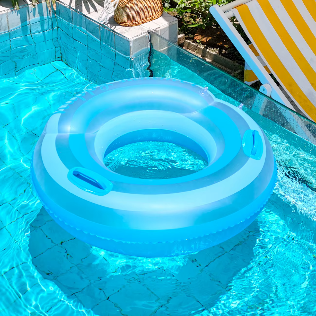 Flotteurs gonflables pour piscine et lac - Bouées rayées