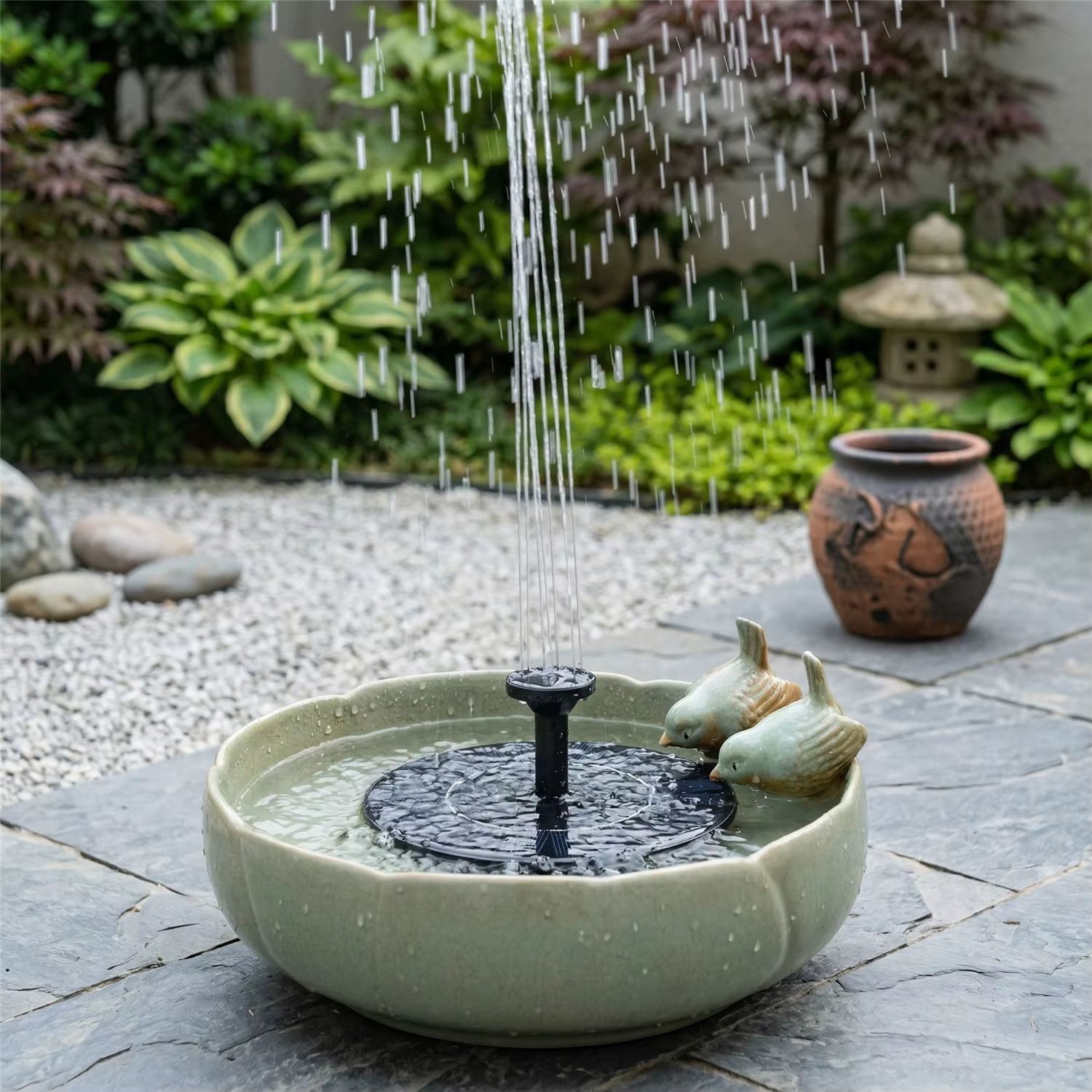 Fontaine solaire pour piscine