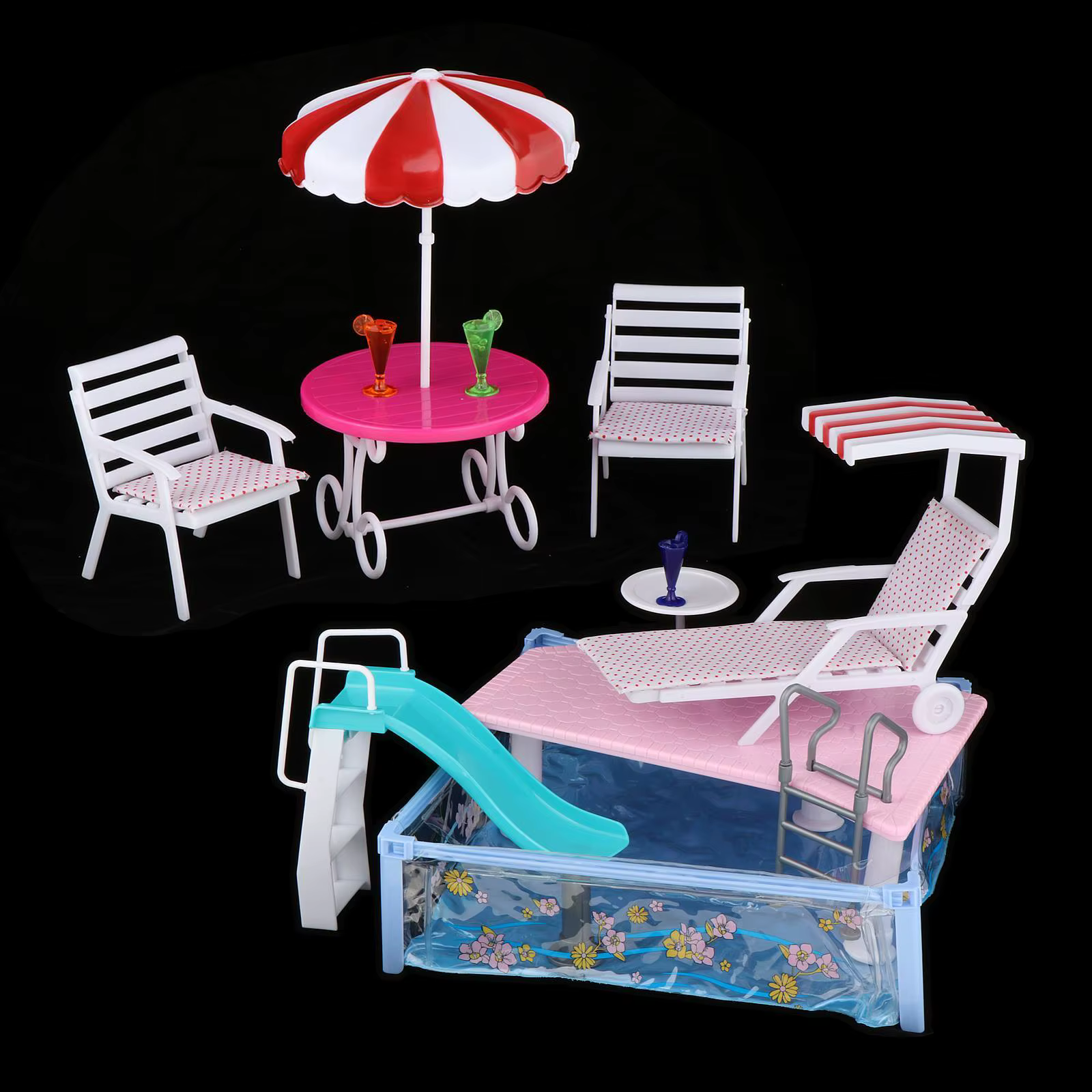 Ensemble de jeux de piscine avec toboggan